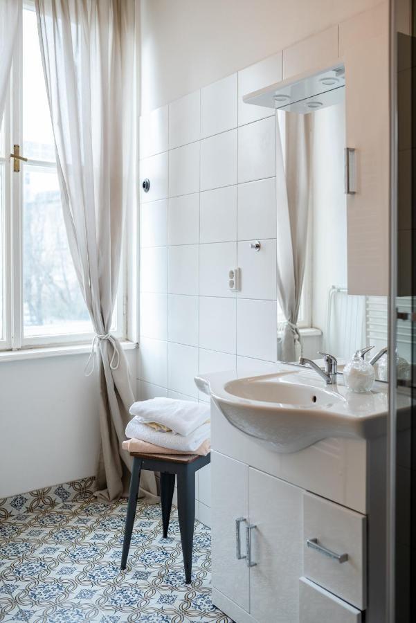 ברטיסלאבה Frida Apartman מראה חיצוני תמונה